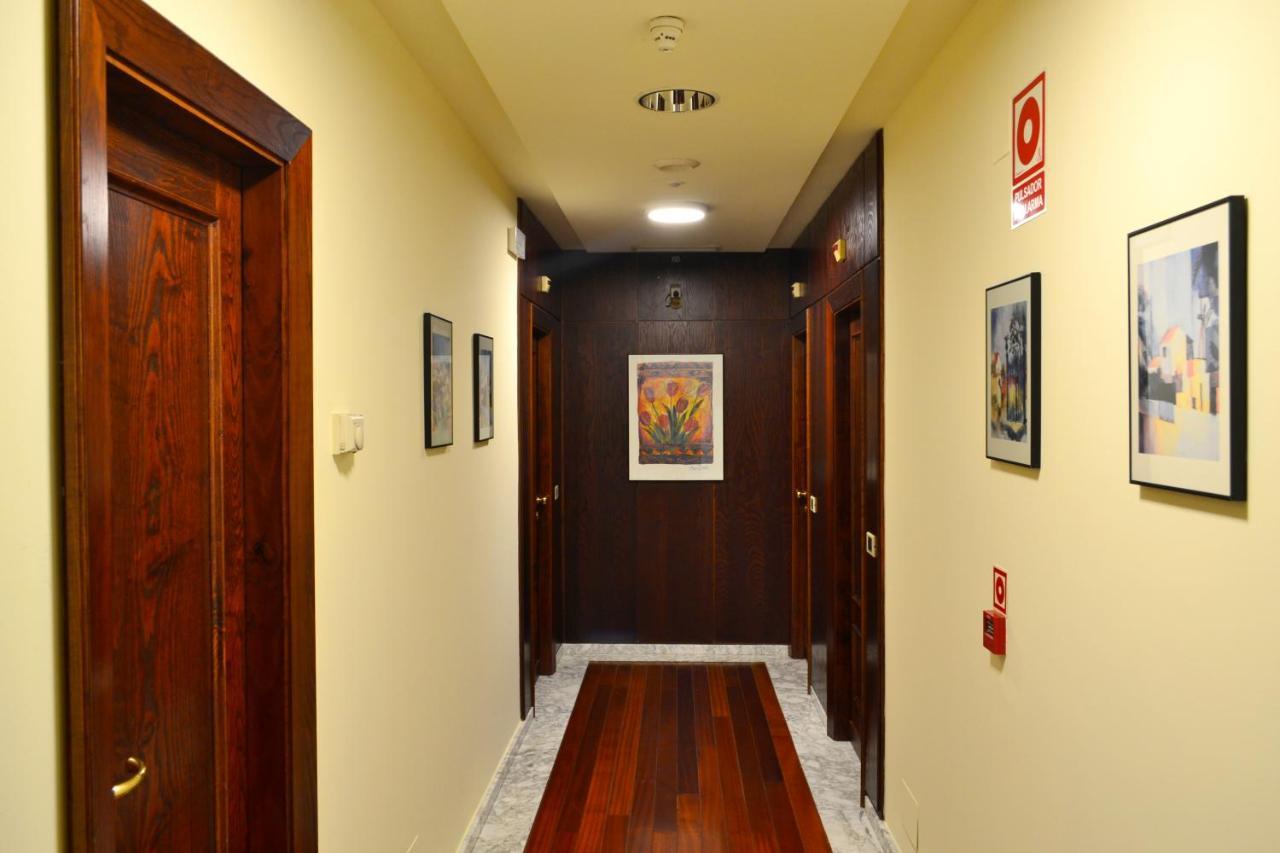 Hotel Alda El Suizo Ferrol Kültér fotó