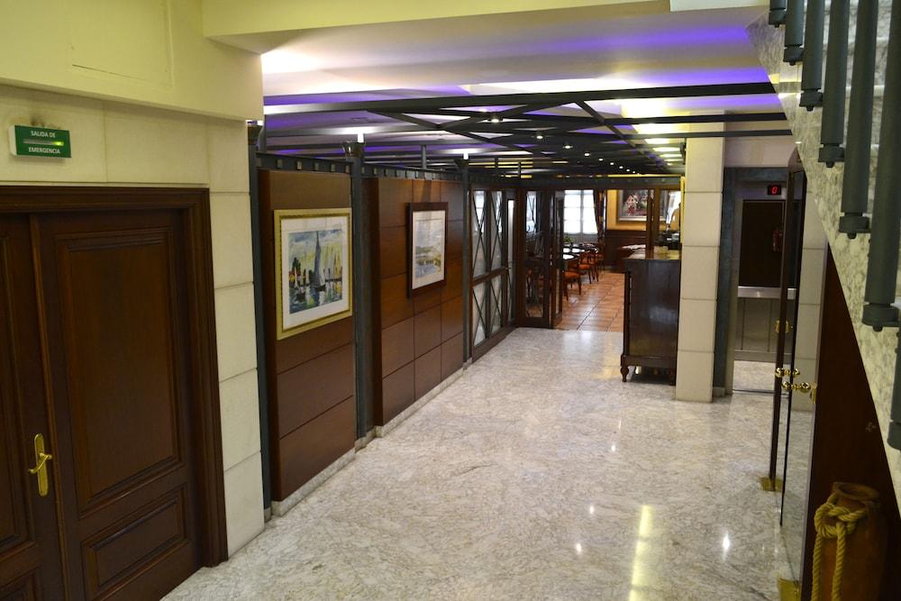 Hotel Alda El Suizo Ferrol Kültér fotó
